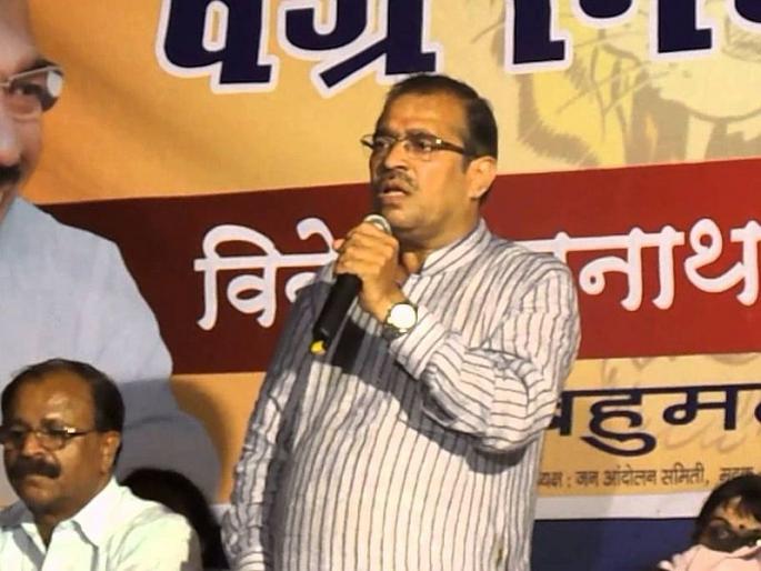 Accident in the vehicle of former MLA Vivek Pandit | माजी आमदार विवेक पंडित यांच्या गाडीला वसईत अपघात Accident in the vehicle of former MLA Vivek Pandit | माजी आमदार विवेक पंडित यांच्या गाडीला वसईत अपघात