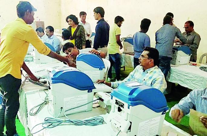 VVPAT will be used for the first time in Nagpur elections | नागपुरात पहिल्यांदाच निवडणुकीत होणार व्हीव्हीपॅटचा वापर