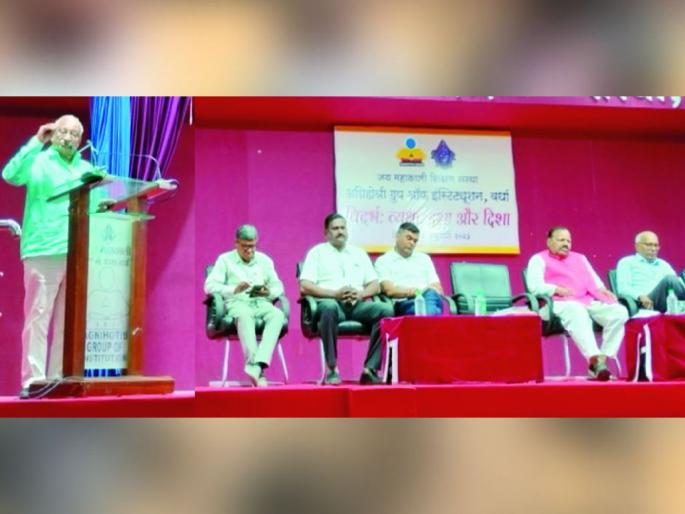 Separation of Vidarbha State is the only option says Vaman Chatap | विदर्भ राज्य वेगळे होणे हाच एकमेव पर्याय - वामन चटप Separation of Vidarbha State is the only option says Vaman Chatap | विदर्भ राज्य वेगळे होणे हाच एकमेव पर्याय - वामन चटप