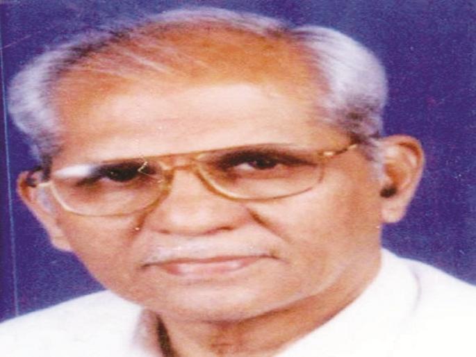 SRT University's JeevanSadhana Gaurav Puraskar to the Vyankatesh Kabde | व्यंकटेश काब्दे यांना स्वारातीम विद्यापीठाचा जीवनसाधना गौरव पुरस्कार SRT University's JeevanSadhana Gaurav Puraskar to the Vyankatesh Kabde | व्यंकटेश काब्दे यांना स्वारातीम विद्यापीठाचा जीवनसाधना गौरव पुरस्कार