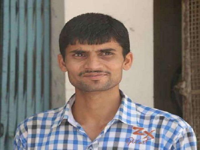 vyapam whistle blower ashish chaturvedi sent to jail by cbi court | व्यापम घोटाळा उघडकीस आणणाऱ्यालाच तुरुंगवास होतो तेव्हा... vyapam whistle blower ashish chaturvedi sent to jail by cbi court | व्यापम घोटाळा उघडकीस आणणाऱ्यालाच तुरुंगवास होतो तेव्हा...