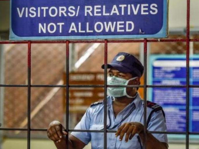 Navi Mumbaikars, there is no space in the hospital | नवी मुंबईकरांनो, रुग्णालयात जागा नाही Navi Mumbaikars, there is no space in the hospital | नवी मुंबईकरांनो, रुग्णालयात जागा नाही