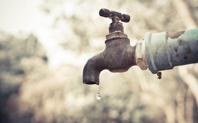 Akola thirsty for only 3 thousand rupees | अवघ्या तीन हजार रुपयांसाठी अकोलेकर तहानलेले Akola thirsty for only 3 thousand rupees | अवघ्या तीन हजार रुपयांसाठी अकोलेकर तहानलेले