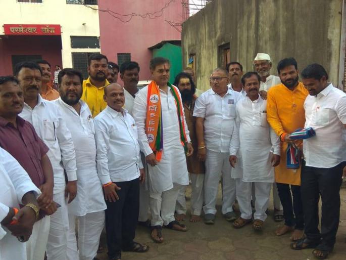 Due to the cooperation of Shiv Sena in Tuljapur, Ranajagjit Singh's chances increase | तुळजापुरात राणापाटलांना विजयी करण्याचा शिवसैनिकांचा निर्धार Due to the cooperation of Shiv Sena in Tuljapur, Ranajagjit Singh's chances increase | तुळजापुरात राणापाटलांना विजयी करण्याचा शिवसैनिकांचा निर्धार