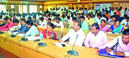 Training to 'Our Government' Service Center Drivers! | ‘आपले सरकार’ सेवा केंद्र चालकांना प्रशिक्षण! Training to 'Our Government' Service Center Drivers! | ‘आपले सरकार’ सेवा केंद्र चालकांना प्रशिक्षण!