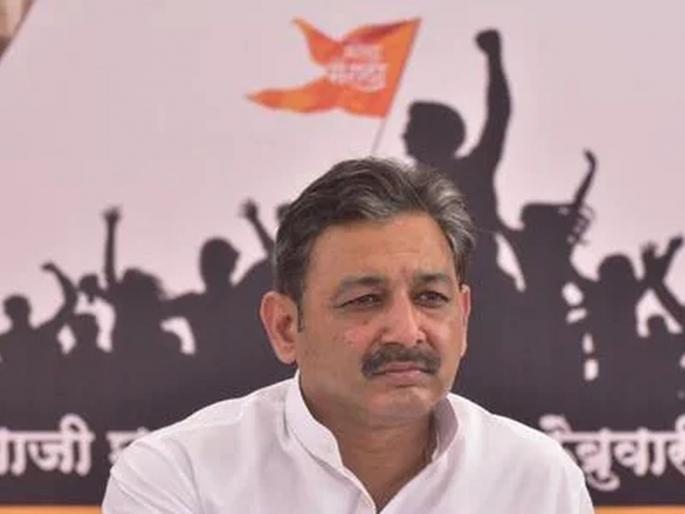 Sambhajiraje Chhatrapati: Where did Sambhaji Raje go in the morning? Maratha Kranti Morcha's will talk on Rajyasabha Election, Shiv sena offer politics | Sambhajiraje Chhatrapati: संभाजीराजे पहाटेच कुठे निघून गेले? मराठा क्रांती मोर्चाचा 12 वाजेपर्यंत 'अल्टीमेटम' Sambhajiraje Chhatrapati: Where did Sambhaji Raje go in the morning? Maratha Kranti Morcha's will talk on Rajyasabha Election, Shiv sena offer politics | Sambhajiraje Chhatrapati: संभाजीराजे पहाटेच कुठे निघून गेले? मराठा क्रांती मोर्चाचा 12 वाजेपर्यंत 'अल्टीमेटम'