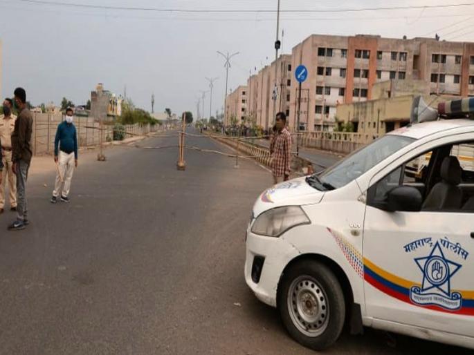 Wadalagaon, which became a corona 'hotspot', finally 'sealed' | कोरोना ‘हॉटस्पॉट’ बनलेले वडाळागाव अखेर ‘सील’ Wadalagaon, which became a corona 'hotspot', finally 'sealed' | कोरोना ‘हॉटस्पॉट’ बनलेले वडाळागाव अखेर ‘सील’
