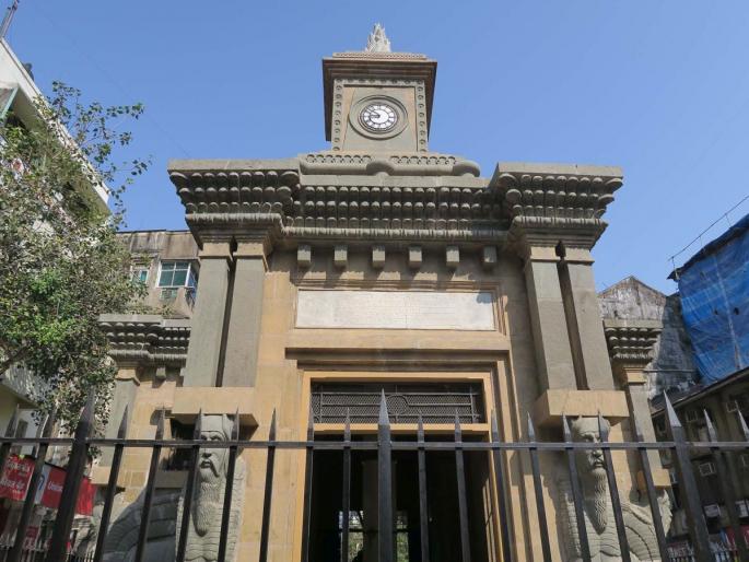 No Wadia Hospitalization Privatized, hostess raised voice | वाडिया रुग्णालयाचे खासगीकरण नको, परिचारिकेने उठविला आवाज No Wadia Hospitalization Privatized, hostess raised voice | वाडिया रुग्णालयाचे खासगीकरण नको, परिचारिकेने उठविला आवाज