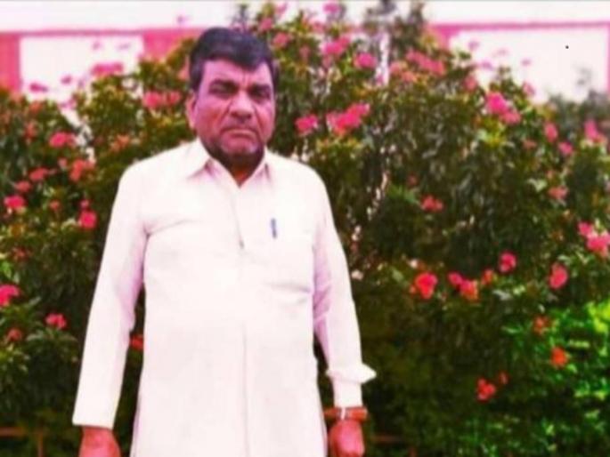 The businessman was killed when the car overtaking the ST collided with the car in front | एसटीला मागे टाकून निघालेली कार समोरच्या कारला धडकून व्यापारी ठार The businessman was killed when the car overtaking the ST collided with the car in front | एसटीला मागे टाकून निघालेली कार समोरच्या कारला धडकून व्यापारी ठार