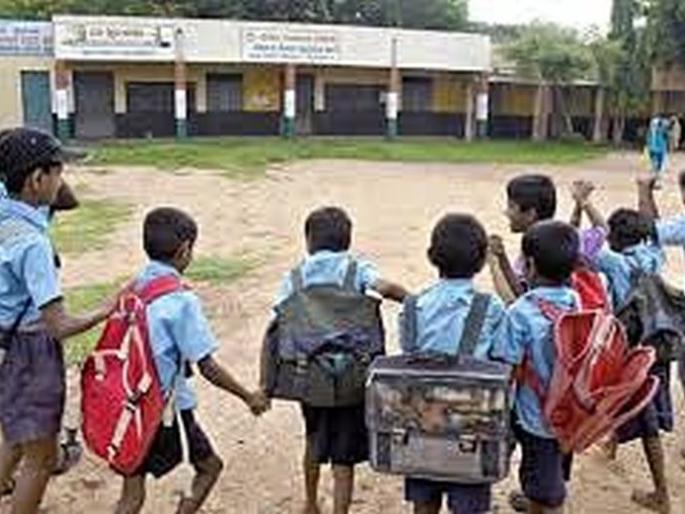 1st to 10th grade dropout dropped by 765! | पहिली  ते  दहावीतील पटसंख्या ७६५ ने  घटली! 1st to 10th grade dropout dropped by 765! | पहिली  ते  दहावीतील पटसंख्या ७६५ ने  घटली!