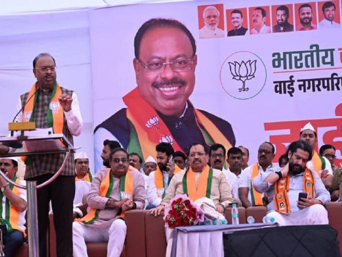 Everyone knows what happens when you go into the Chief Minister's bad book, Revenue Minister Bawankule warned | मुख्यमंत्र्यांच्या 'बॅडबूक'मध्ये गेल्यावर काय होतंय ते सर्वांना माहीतच आहे, महसूलमंत्री बावनकुळे यांनी दिला इशारा 