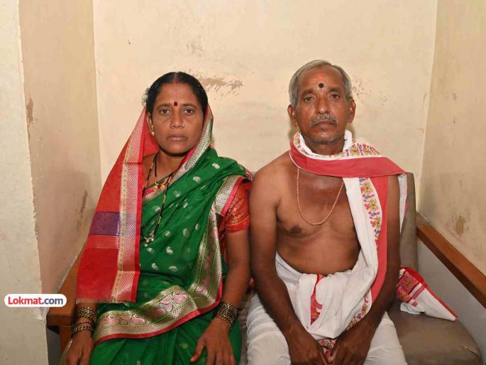 Village Pota and Business Farming Ramrav and his wife sushila walegaonkar couple got the honor of Mahapuja with Eknath Shinde | गाव पोटा.. व्यवसाय शेती अन् वालेगावकर दाम्पत्याला मिळाला उपमुख्यमंत्र्यांसोबत महापूजेचा मान Village Pota and Business Farming Ramrav and his wife sushila walegaonkar couple got the honor of Mahapuja with Eknath Shinde | गाव पोटा.. व्यवसाय शेती अन् वालेगावकर दाम्पत्याला मिळाला उपमुख्यमंत्र्यांसोबत महापूजेचा मान