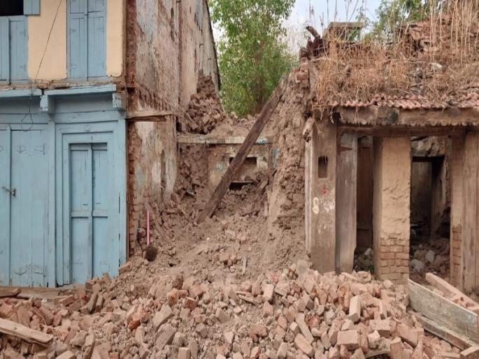 Two laborers died on the spot after being trapped in the mudslide Incidents in Rajgurunagar | मातीच्या ढिगाऱ्यात अडकून दोन मजुरांचा जागीच मृत्यू; राजगुरूनगर मधील घटना Two laborers died on the spot after being trapped in the mudslide Incidents in Rajgurunagar | मातीच्या ढिगाऱ्यात अडकून दोन मजुरांचा जागीच मृत्यू; राजगुरूनगर मधील घटना