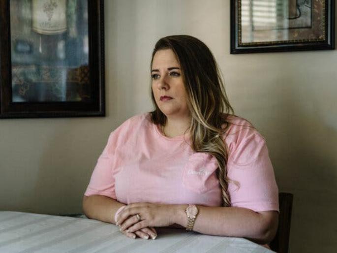 woman allegation about theft gets 15 crores from wallmart | चोरीच्या आरोपाखाली अटक झालेल्या महिलेला मिळाले १५ कोटी, कारण वाचून बसेल धक्का! woman allegation about theft gets 15 crores from wallmart | चोरीच्या आरोपाखाली अटक झालेल्या महिलेला मिळाले १५ कोटी, कारण वाचून बसेल धक्का!