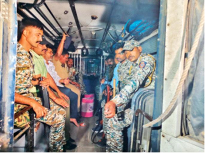 Walmik Karad Charged Under MACOCA, sent to custody; Karad supporters protest in Parlit | वाल्मीकवर ‘संक्रांत’, मकोका लावला, कोठडीत रवानगी; कराड समर्थकांचे परळीत आंदोलन Walmik Karad Charged Under MACOCA, sent to custody; Karad supporters protest in Parlit | वाल्मीकवर ‘संक्रांत’, मकोका लावला, कोठडीत रवानगी; कराड समर्थकांचे परळीत आंदोलन