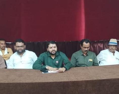 Mahakavi Vamandada Kardak first state level literary convention in Buldana on Saturday | महाकवी वामनदादा कर्डक पहिले राज्यस्तरीय साहित्य संमेलन शनिवारी बुलडाण्यात Mahakavi Vamandada Kardak first state level literary convention in Buldana on Saturday | महाकवी वामनदादा कर्डक पहिले राज्यस्तरीय साहित्य संमेलन शनिवारी बुलडाण्यात