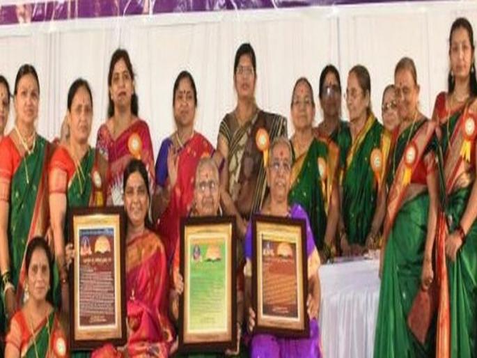 The girls should recite Samyama's rituals in girls | मुलींमध्ये संयमाचा संस्कार आईने रुजवावा The girls should recite Samyama's rituals in girls | मुलींमध्ये संयमाचा संस्कार आईने रुजवावा