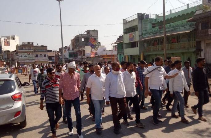 Full support for bandh in Wardha district; Markets closed | वर्धा जिल्ह्यात बंदला पूर्ण समर्थन; बाजारपेठा बंद Full support for bandh in Wardha district; Markets closed | वर्धा जिल्ह्यात बंदला पूर्ण समर्थन; बाजारपेठा बंद