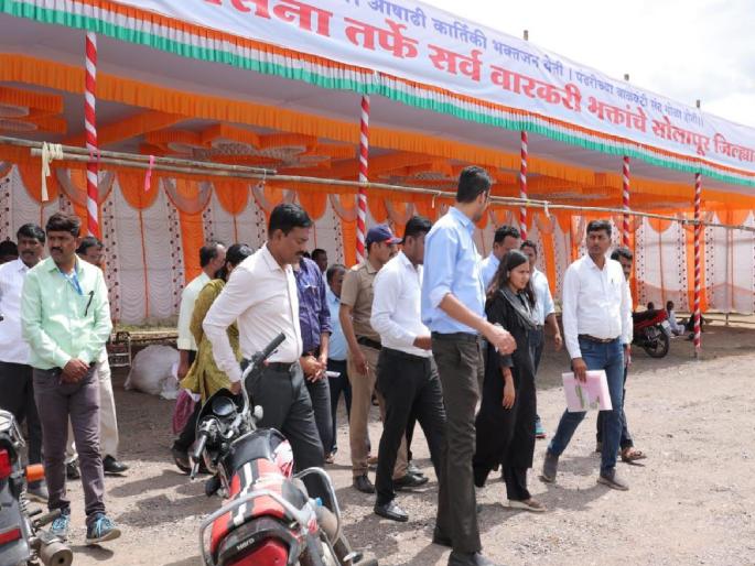 in pandharpur about 12 to 15 lakh devotees entering for ashadhi ekadashi administration planning waterproof mandap for accommodation for warkari and devotees | दिंडीचालक, वारकरी अन् भाविकांना मुक्कामासाठी वॉटरफ्रुप मंडप; पंढरपुरात १५ लाख भाविक येण्याची शक्यता in pandharpur about 12 to 15 lakh devotees entering for ashadhi ekadashi administration planning waterproof mandap for accommodation for warkari and devotees | दिंडीचालक, वारकरी अन् भाविकांना मुक्कामासाठी वॉटरफ्रुप मंडप; पंढरपुरात १५ लाख भाविक येण्याची शक्यता