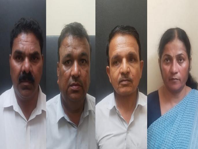 3 crores stolen from Kolhapur District Central Cooperative Bank Warnanagar branch Four arrested | Kolhapur: ‘केडीसीसी’च्या वारणानगर शाखेत ३.२१ कोटी अपहार; चौघांना अटक, एक फरार 3 crores stolen from Kolhapur District Central Cooperative Bank Warnanagar branch Four arrested | Kolhapur: ‘केडीसीसी’च्या वारणानगर शाखेत ३.२१ कोटी अपहार; चौघांना अटक, एक फरार