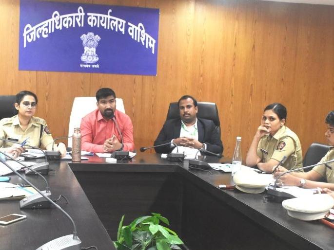 Maintain law and order during celebration - Collector Laxminarayam Mishra | उत्सव काळात कायदा व सुव्यवस्था कायम राखा- जिल्हाधिकारी लक्ष्मीनारायम मिश्रा 