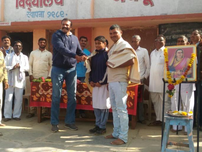 National School wrestling championship in Delhi Gold medal for washim girl | दिल्ली येथील राष्ट्रीय शालेय कुस्ती स्पर्धेत वाशिमच्या कल्याणीला सुवर्ण National School wrestling championship in Delhi Gold medal for washim girl | दिल्ली येथील राष्ट्रीय शालेय कुस्ती स्पर्धेत वाशिमच्या कल्याणीला सुवर्ण