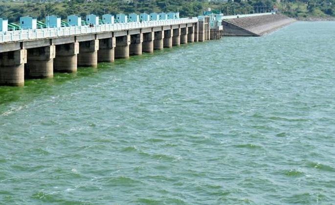 83 percent water stock in total 134 projects in Washim district | वाशिम जिल्ह्यातील एकूण १३४ प्रकल्पांत सरासरी ८३ टक्के जलसाठा 83 percent water stock in total 134 projects in Washim district | वाशिम जिल्ह्यातील एकूण १३४ प्रकल्पांत सरासरी ८३ टक्के जलसाठा