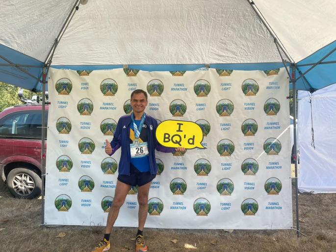 In Washington Dr Baedekar completed the 13th full marathon the only Indian to participate in the event | वॉशिंग्टनमध्ये डॉ. बेडेकरांनी पूर्ण केली १३ वी फुल्ल मॅरेथॉन, एकमेव भारतीय स्पर्धेत सहभागी In Washington Dr Baedekar completed the 13th full marathon the only Indian to participate in the event | वॉशिंग्टनमध्ये डॉ. बेडेकरांनी पूर्ण केली १३ वी फुल्ल मॅरेथॉन, एकमेव भारतीय स्पर्धेत सहभागी