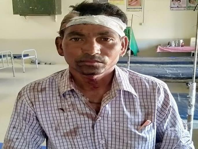 sand mafia attacks on police patil in akokla | पोलीस पाटलावर रेती माफियाने केला प्राणघातक हल्ला