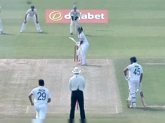 India Tour of England : Washington Sundar and Avesh Khan will also be in action in the warm-up game, Rohit Sharma dismissed for 9 | India Tour of England : टीम इंडियाच्या विरोधात मैदानावर उतरले दोन भारतीय खेळाडू, रोहित शर्माची विकेट!