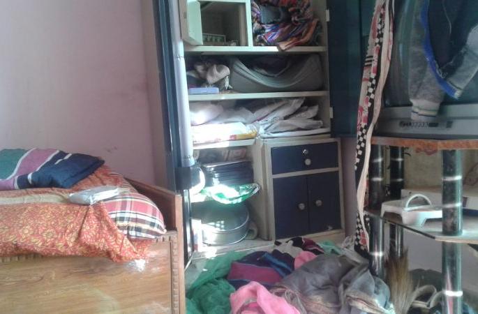 Burglary at three places in Adoli | अडोळी येथे तीन ठिकाणी घरफोडी Burglary at three places in Adoli | अडोळी येथे तीन ठिकाणी घरफोडी