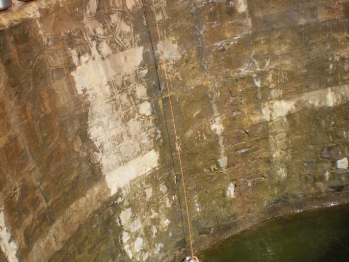 Water supply reduction meters in Solapur district decreased | सोलापूर जिल्ह्यातील पाणीपातळी सव्वादोन मीटरने घटली