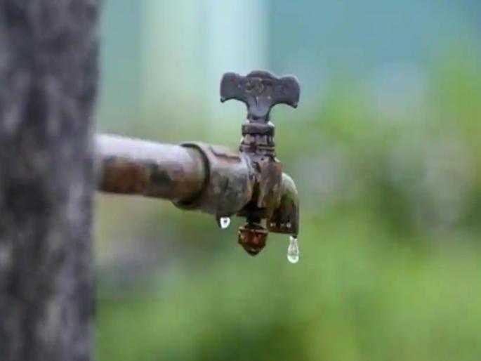Severe water shortage in village of Bhor Water has to be fetched by walking 3 kilometers | भोरच्या 'या' गावात भीषण पाणीटंचाई; ३ किलोमीटर पायपीट करून आणावे लागते पाणी Severe water shortage in village of Bhor Water has to be fetched by walking 3 kilometers | भोरच्या 'या' गावात भीषण पाणीटंचाई; ३ किलोमीटर पायपीट करून आणावे लागते पाणी