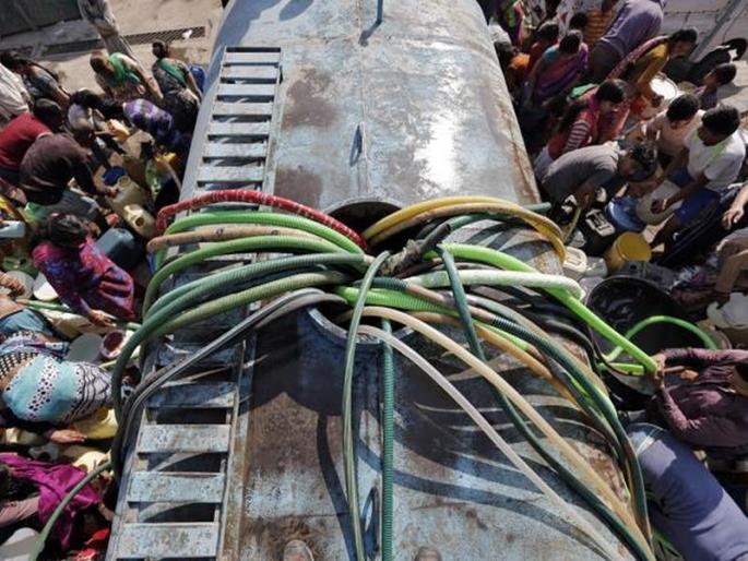 water crisis in latur city will get water once in a 10 days | ऐन हिवाळ्यात आणीबाणी; लातूरकरांना 10 दिवसांआड मिळणार पाणी water crisis in latur city will get water once in a 10 days | ऐन हिवाळ्यात आणीबाणी; लातूरकरांना 10 दिवसांआड मिळणार पाणी