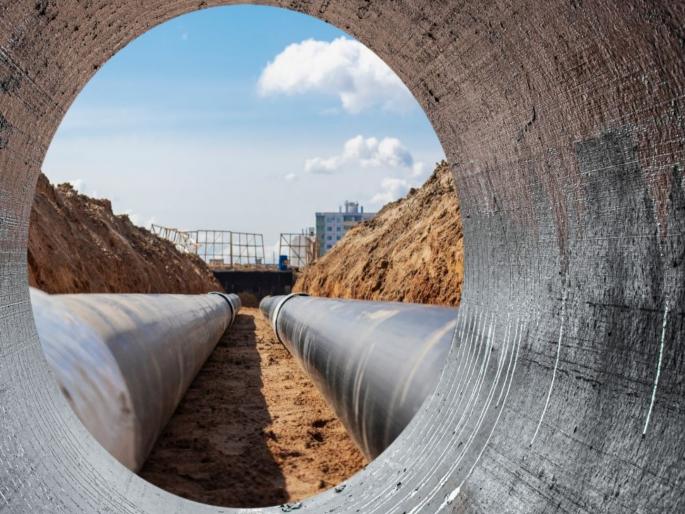 Marathwada water grid plan really wrapped up? Marathwada remains dry in the midst of political accusations and counter-accusations | खरंच वॉटर ग्रीड योजना गुंडाळली? राजकीय आरोप-प्रत्यारोपाच्या धुराळ्यात मराठवाडा कोरडाच Marathwada water grid plan really wrapped up? Marathwada remains dry in the midst of political accusations and counter-accusations | खरंच वॉटर ग्रीड योजना गुंडाळली? राजकीय आरोप-प्रत्यारोपाच्या धुराळ्यात मराठवाडा कोरडाच