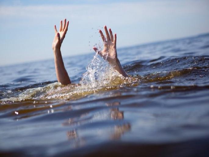 Wear black! Father dies after drowning in puddle; All three had gone to see the waterfalls | काळाचा घाला! डबक्यात बुडून दोन लेकरांसह वडिलांचा मृत्यू; तिघेही गेले होते धबधबे पाहायला