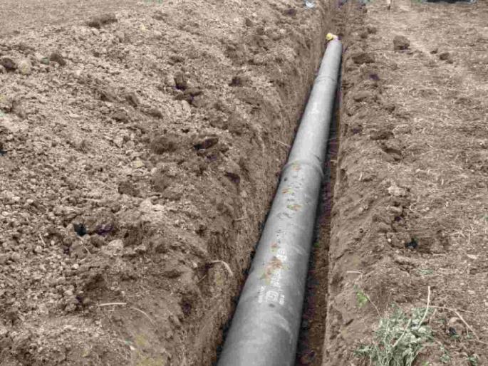 Time to replace 27-year-old water channel; will get rid of water pollution | २७ वर्षांपूर्वीची जलवाहिनी बदलण्याच्या कामाला मुहूर्त; खाडीची जल प्रदूषणापासून होणार सुटका Time to replace 27-year-old water channel; will get rid of water pollution | २७ वर्षांपूर्वीची जलवाहिनी बदलण्याच्या कामाला मुहूर्त; खाडीची जल प्रदूषणापासून होणार सुटका