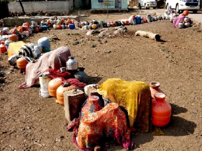 Solapur Municipal Corporation blames Electricity board for water scarcity within the city | काय तुमच्या नळाला पाच दिवसाआड पाणी? सगळी चूक महावितरणची! Solapur Municipal Corporation blames Electricity board for water scarcity within the city | काय तुमच्या नळाला पाच दिवसाआड पाणी? सगळी चूक महावितरणची!