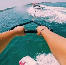 Disputes between watersports professionals | वॉटरस्पोर्टस व्यावसायिकांमधील वाद विकोपाला Disputes between watersports professionals | वॉटरस्पोर्टस व्यावसायिकांमधील वाद विकोपाला