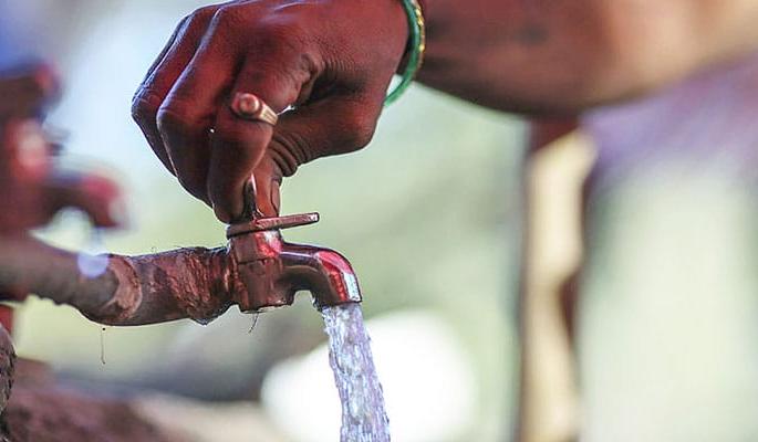 Water supply to 67 villages under revival water supply scheme | पुनरूज्जीवीत पाणीपुरवठा योजनांतर्गत ६७ गावांना पाणीपुरवठा Water supply to 67 villages under revival water supply scheme | पुनरूज्जीवीत पाणीपुरवठा योजनांतर्गत ६७ गावांना पाणीपुरवठा