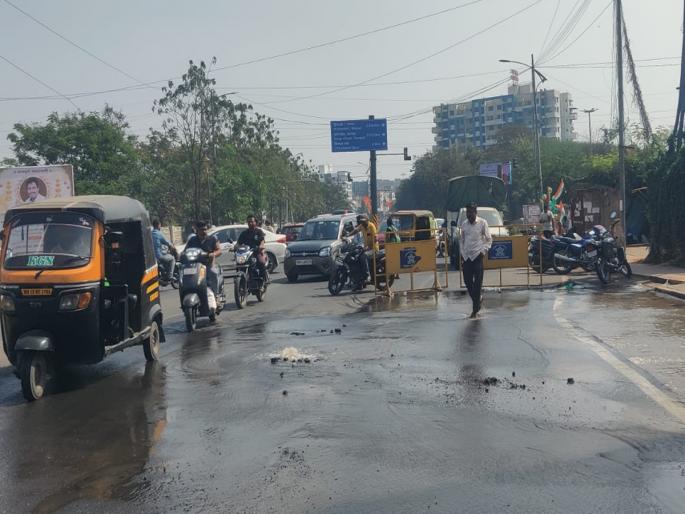 Water supply disrupted in Chinchwad, Sangvi due to burst water pipe | Pimpri Chinchwad: जलवाहिनी फुटल्याने चिंचवड, सांगवीमधील पाणीपुरवठा विस्कळीत Water supply disrupted in Chinchwad, Sangvi due to burst water pipe | Pimpri Chinchwad: जलवाहिनी फुटल्याने चिंचवड, सांगवीमधील पाणीपुरवठा विस्कळीत