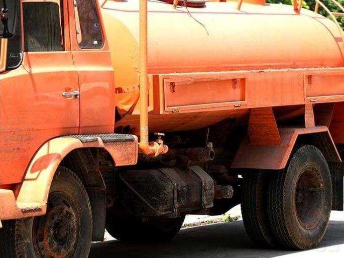 Mumbai Municipal Corporation's decision to suspend notices to well owners till June 15 after Chief Minister's suggestion | विहीर मालकांच्या नोटिसांना १५ जूनपर्यंत स्थगिती, मुख्यमंत्र्यांच्या सूचनेनंतर मुंबई पालिकेचा निर्णय Mumbai Municipal Corporation's decision to suspend notices to well owners till June 15 after Chief Minister's suggestion | विहीर मालकांच्या नोटिसांना १५ जूनपर्यंत स्थगिती, मुख्यमंत्र्यांच्या सूचनेनंतर मुंबई पालिकेचा निर्णय