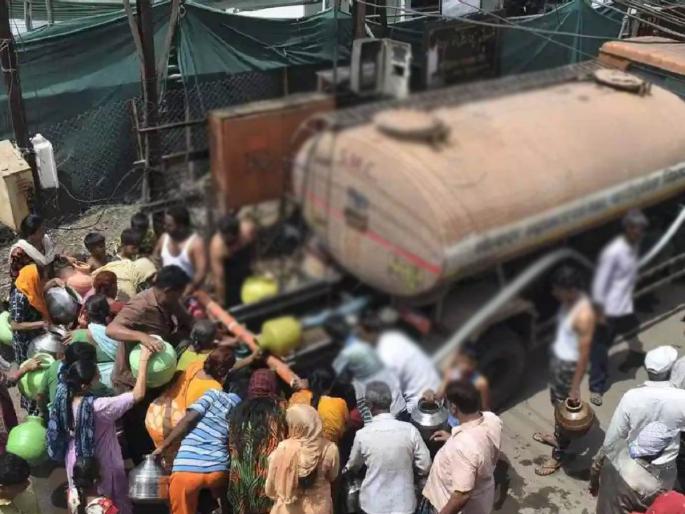 ...You come rain; In Nashik, one lakh people are still thirsty on tankers | ...तू ये रे पावसा; नाशिकमध्ये एक लाख लोकांची तहान अद्यापही टँकरवर भागतेय! ...You come rain; In Nashik, one lakh people are still thirsty on tankers | ...तू ये रे पावसा; नाशिकमध्ये एक लाख लोकांची तहान अद्यापही टँकरवर भागतेय!