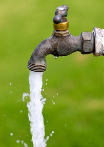 Gadchiroli 15.14, 22.11 percent people in Nandurbar water by water! | गडचिरोलीत १५.१४ तर नंदूरबारमध्ये २२.११ टक्के लोकांना नळाद्वारे पाणी! Gadchiroli 15.14, 22.11 percent people in Nandurbar water by water! | गडचिरोलीत १५.१४ तर नंदूरबारमध्ये २२.११ टक्के लोकांना नळाद्वारे पाणी!