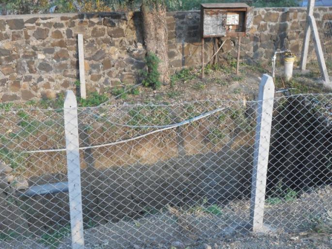 School set up 'Water Harvesting Project' to overcome water scarcity | पाणी टंचाईवर मात करण्यासाठी शाळेने उभारला ‘वॉटर हार्वेस्टिंग प्रकल्प’ School set up 'Water Harvesting Project' to overcome water scarcity | पाणी टंचाईवर मात करण्यासाठी शाळेने उभारला ‘वॉटर हार्वेस्टिंग प्रकल्प’