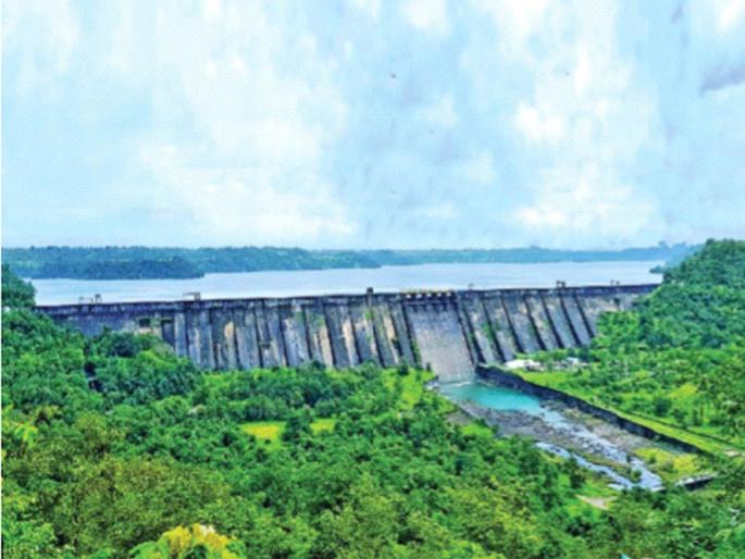 Water worries of Mumbaikars solved; Due to heavy rains, the water storage in all the seven lakes is 98 percent | मुंबईकरांची पाणीचिंता मिटली; दमदार पावसामुळे सातही तलावांतील पाणीसाठा ९८ टक्के Water worries of Mumbaikars solved; Due to heavy rains, the water storage in all the seven lakes is 98 percent | मुंबईकरांची पाणीचिंता मिटली; दमदार पावसामुळे सातही तलावांतील पाणीसाठा ९८ टक्के