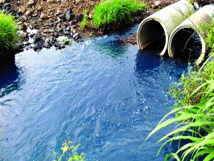 Dangerous damage to health due to company pollution | धोडिया कंपनीच्या प्रदूषणामुळे आरोग्य धोक्यात Dangerous damage to health due to company pollution | धोडिया कंपनीच्या प्रदूषणामुळे आरोग्य धोक्यात