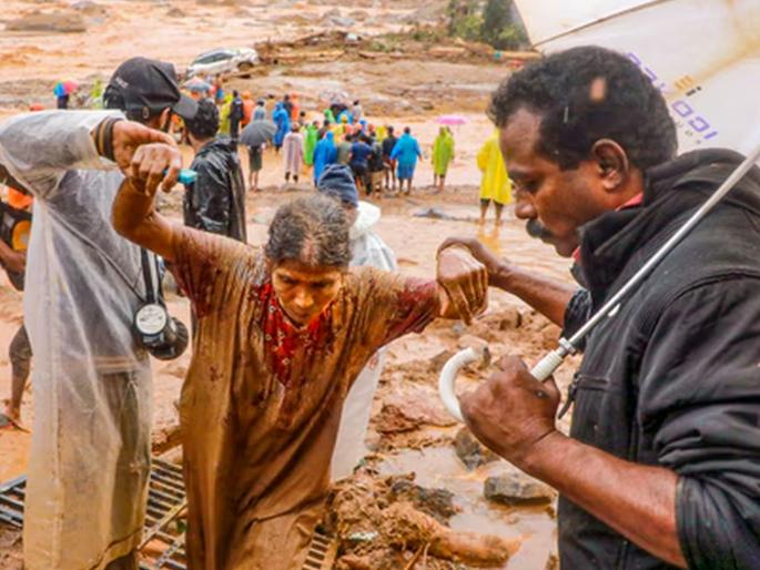 Miracle in Wayanad! Four people were found alive on the fourth day of the landslide, so far 308 dead | वायनाडमध्ये चमत्कार! भूस्खलनाच्या चौथ्या दिवशी चारजण जिवंत सापडले, आतापर्यंत ३०८ मृत्यू Miracle in Wayanad! Four people were found alive on the fourth day of the landslide, so far 308 dead | वायनाडमध्ये चमत्कार! भूस्खलनाच्या चौथ्या दिवशी चारजण जिवंत सापडले, आतापर्यंत ३०८ मृत्यू