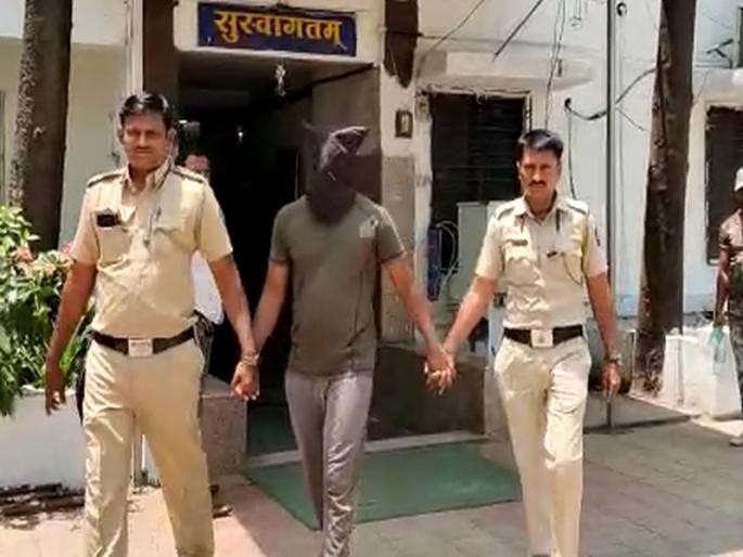 The incident took place in Dombivali where a sports coach sexually assaulted his student | प्रेमसंबंध, बलात्कार, धमकी अन् कोणत्याही मुलासोबत बोलल्यास मारहाण; डोंबिवलीतील धक्कादायक प्रकार The incident took place in Dombivali where a sports coach sexually assaulted his student | प्रेमसंबंध, बलात्कार, धमकी अन् कोणत्याही मुलासोबत बोलल्यास मारहाण; डोंबिवलीतील धक्कादायक प्रकार