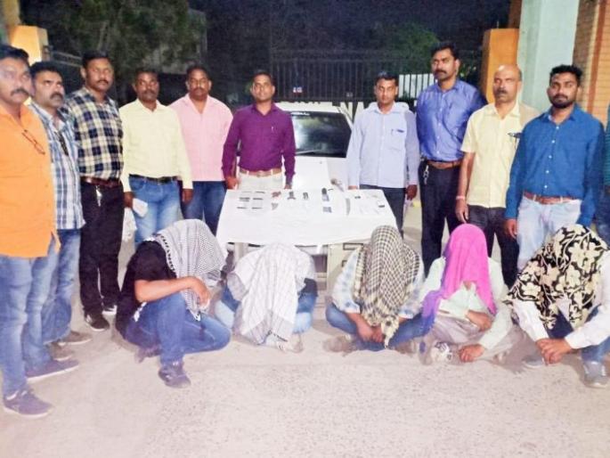 Five accused with deadly weapons arrested in Nagpur |  नागपुरात  घातक शस्त्रांसह पाच आरोपी जेरबंद